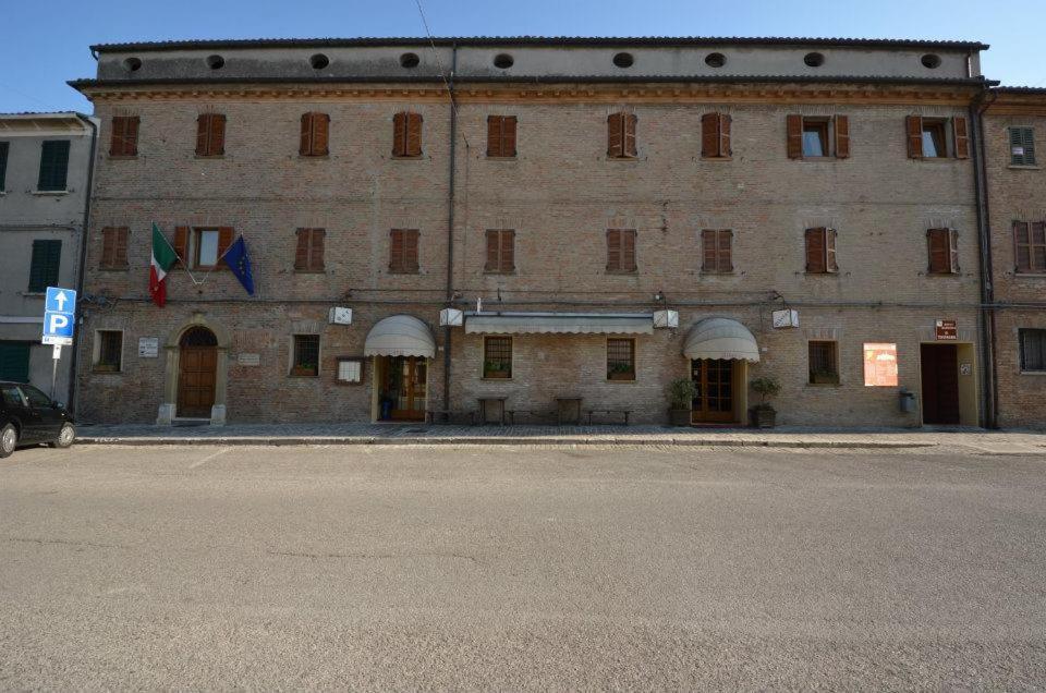 Hotel Il Castagno à Orciano di Pesaro Extérieur photo