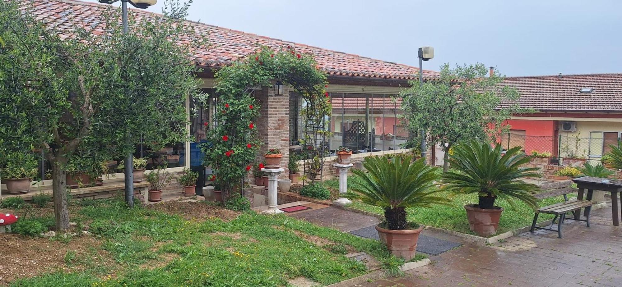 Hotel Il Castagno à Orciano di Pesaro Extérieur photo