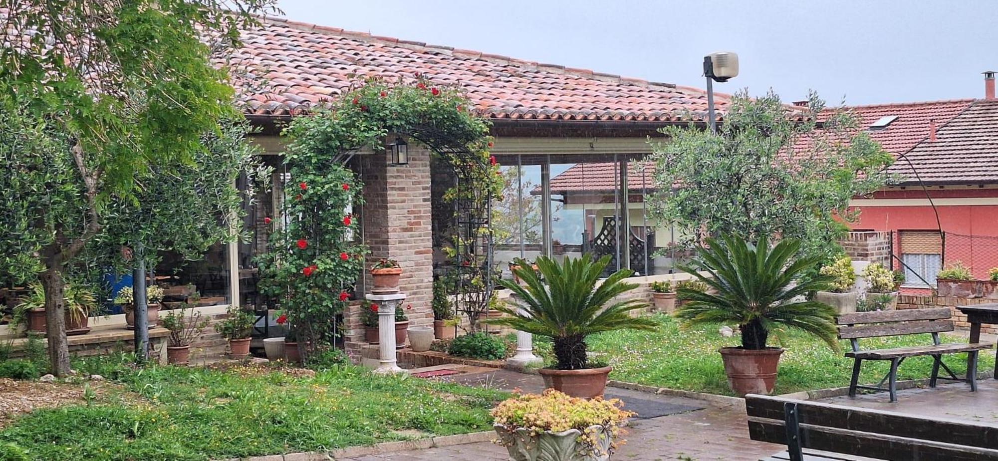 Hotel Il Castagno à Orciano di Pesaro Extérieur photo